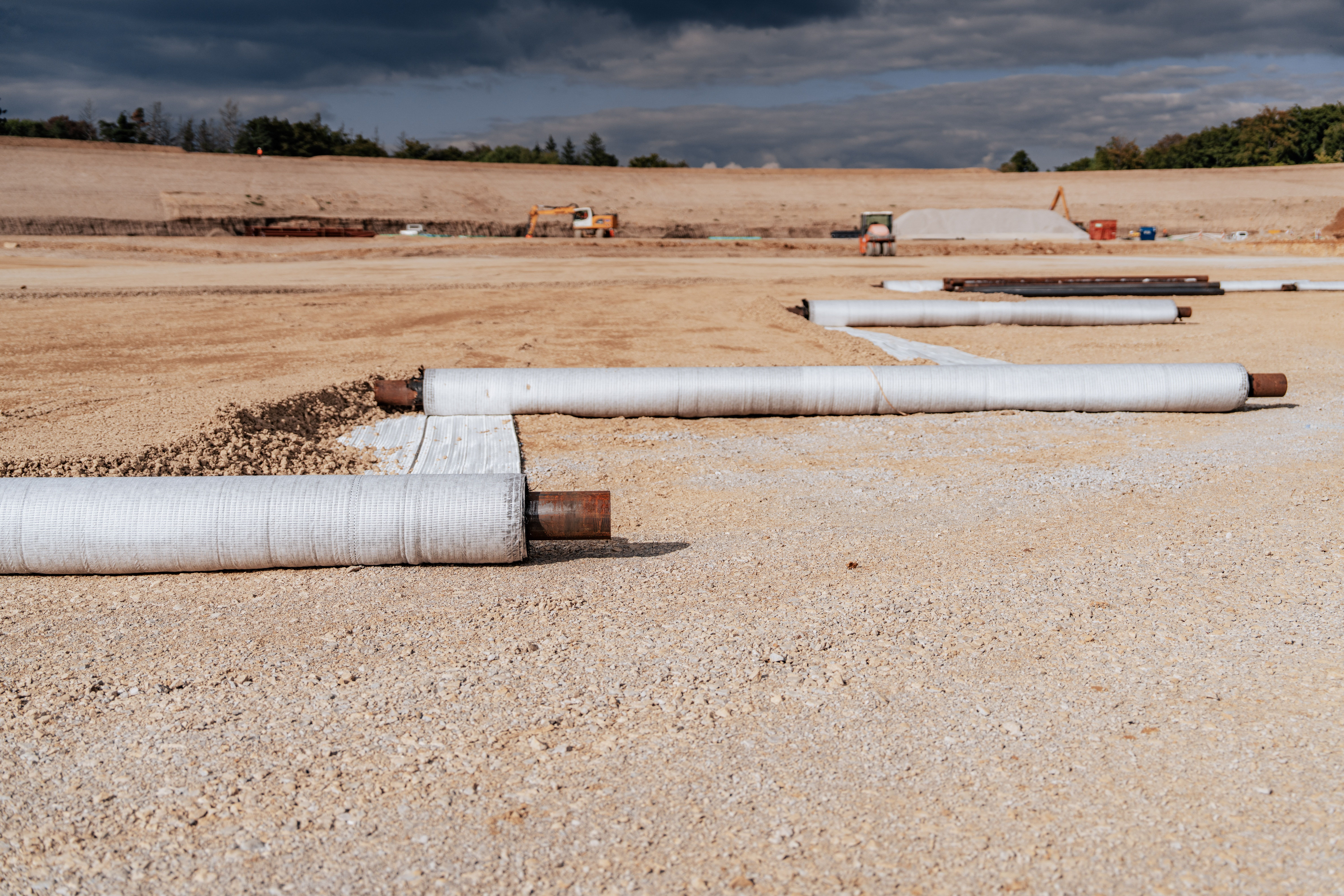 baustelle_im_herbst_2025_erste_lage_geogitter