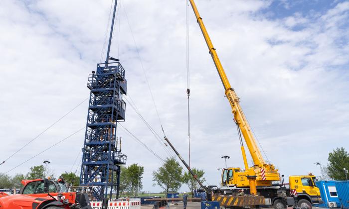 Einbau einer wasserstoffverträglichen Komplettierung 