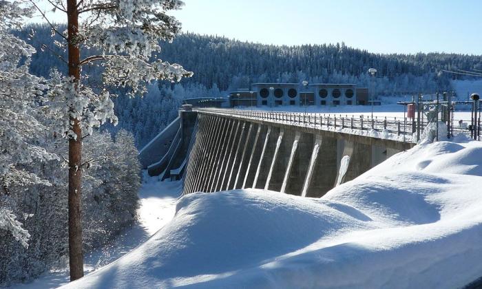 Vattenrkaftverk på vintern | Uniper