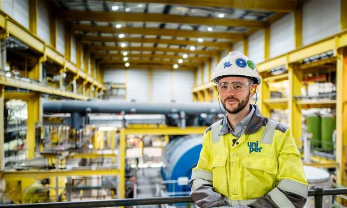 Uniper worker at Killingholmeplant