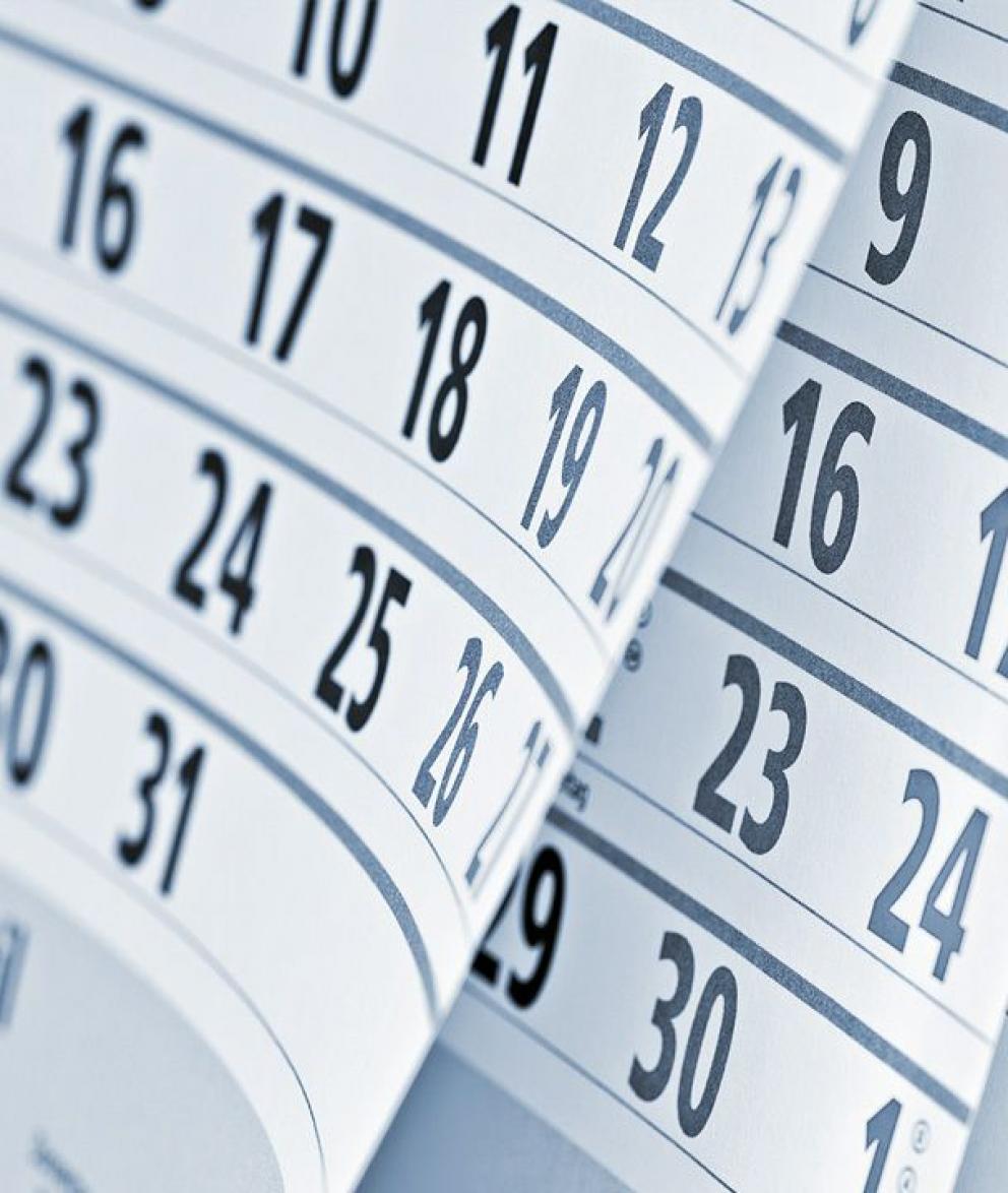 Calendar showing month of April