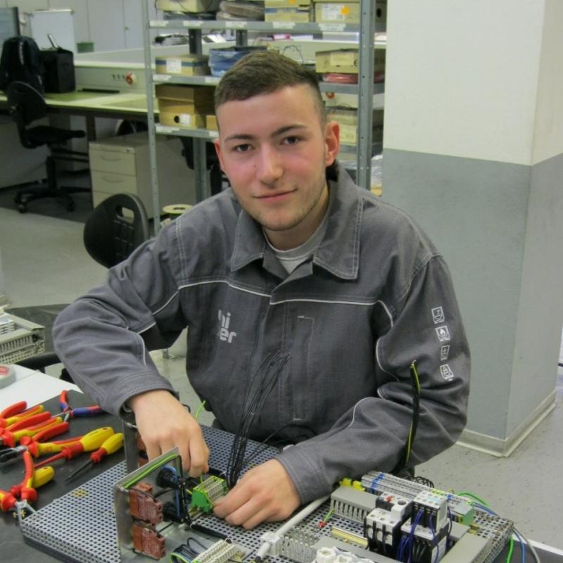 Aron - Elektroniker für Betriebstechnik - Großkrotzenburg 